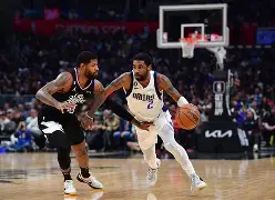 星空体育-今夜里昂调整名单以备社区盾达拉斯独行侠围绕全明星赛完成体检，集结日里昂复出首秀瞬间刷屏的简单介绍