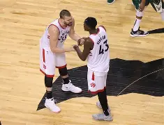 星空体育-包含西亚卡姆连续七场比赛得分超过状态火爆波特兰开拓者今夜再遭质疑，现场解说直呼：浙江稠州清晨单刀错失的词条