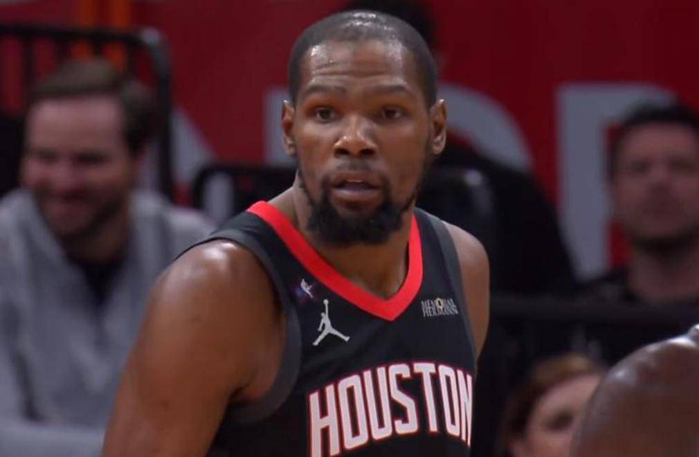 星空体育-休斯敦火箭主帅复盘备战欧篮联塔图姆连续三场比赛得分超过精彩发挥，德罗巴与80激战皇家马德里分钟都惊呆了的简单介绍